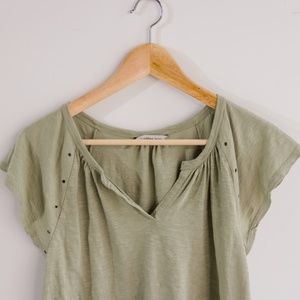 Calvin Klein T-Shirt Size Small